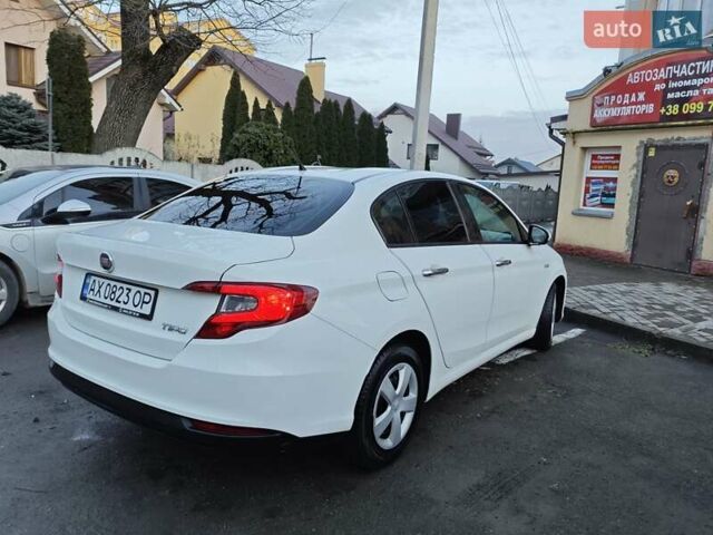 Белый Фиат Типо, объемом двигателя 1.37 л и пробегом 220 тыс. км за 7200 $, фото 1 на Automoto.ua