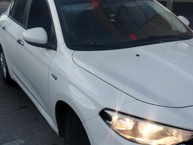 Білий Фіат Тіпо, об'ємом двигуна 0 л та пробігом 293 тис. км за 6550 $, фото 1 на Automoto.ua