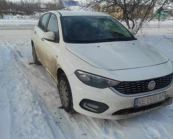 Белый Фиат Типо, объемом двигателя 1.37 л и пробегом 140 тыс. км за 6500 $, фото 1 на Automoto.ua