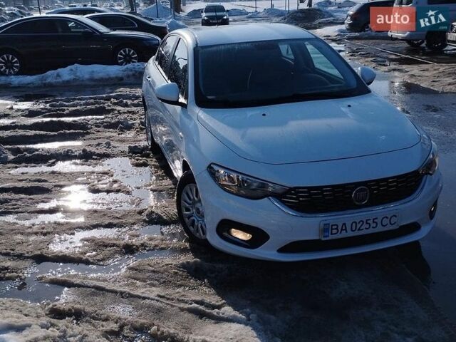 Белый Фиат Типо, объемом двигателя 1.37 л и пробегом 27 тыс. км за 10500 $, фото 1 на Automoto.ua