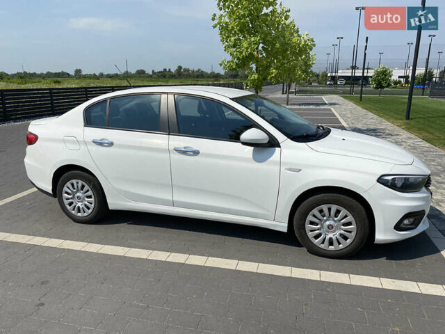 Білий Фіат Тіпо, об'ємом двигуна 1.37 л та пробігом 110 тис. км за 8700 $, фото 1 на Automoto.ua
