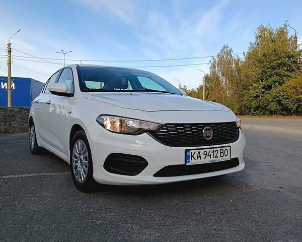 Білий Фіат Тіпо, об'ємом двигуна 1.37 л та пробігом 188 тис. км за 8300 $, фото 1 на Automoto.ua