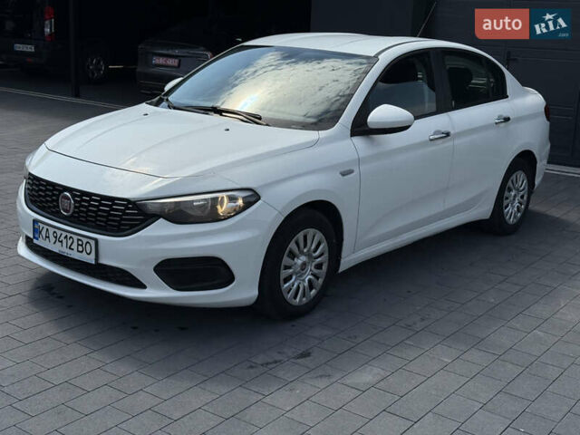 Белый Фиат Типо, объемом двигателя 1.37 л и пробегом 186 тыс. км за 8200 $, фото 1 на Automoto.ua