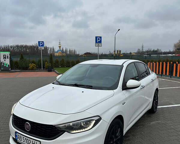 Белый Фиат Типо, объемом двигателя 1.37 л и пробегом 91 тыс. км за 10399 $, фото 1 на Automoto.ua