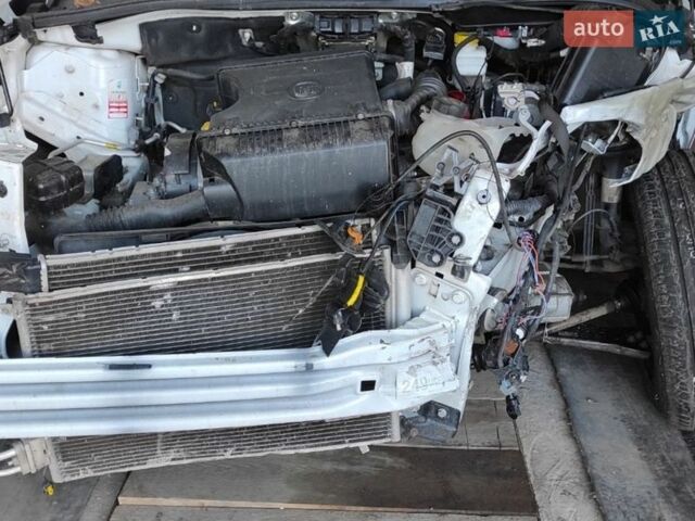 Белый Фиат Типо, объемом двигателя 1.37 л и пробегом 70 тыс. км за 3000 $, фото 1 на Automoto.ua