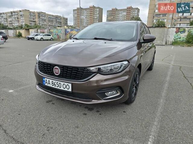 Коричневий Фіат Тіпо, об'ємом двигуна 1.37 л та пробігом 97 тис. км за 10000 $, фото 1 на Automoto.ua