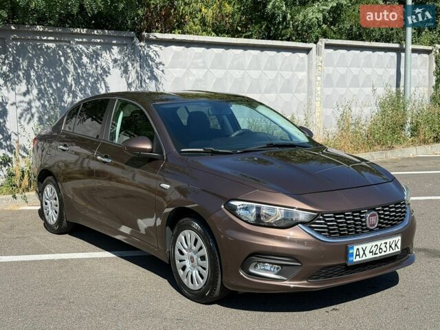 Коричневый Фиат Типо, объемом двигателя 1.4 л и пробегом 100 тыс. км за 9500 $, фото 1 на Automoto.ua