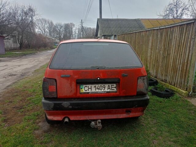 Красный Фиат Типо, объемом двигателя 1.9 л и пробегом 108 тыс. км за 830 $, фото 1 на Automoto.ua