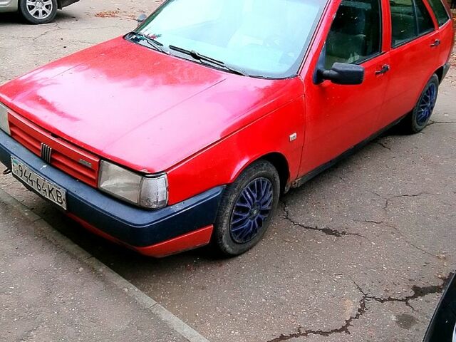 Красный Фиат Типо, объемом двигателя 1.4 л и пробегом 350 тыс. км за 600 $, фото 1 на Automoto.ua