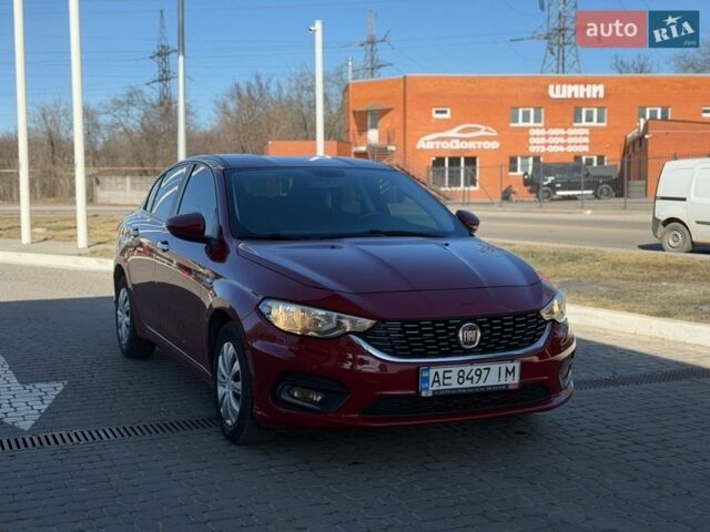 Червоний Фіат Тіпо, об'ємом двигуна 1.6 л та пробігом 153 тис. км за 9300 $, фото 1 на Automoto.ua