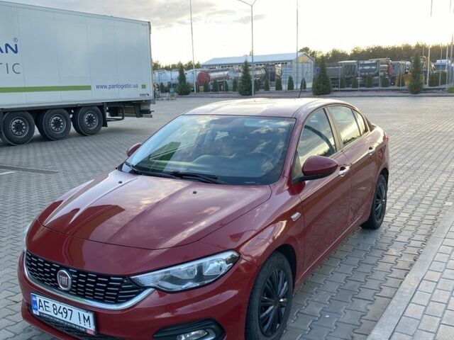 Красный Фиат Типо, объемом двигателя 1.6 л и пробегом 151 тыс. км за 9200 $, фото 1 на Automoto.ua