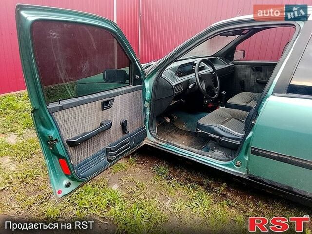 Фиат Типо, объемом двигателя 2 л и пробегом 390 тыс. км за 940 $, фото 1 на Automoto.ua
