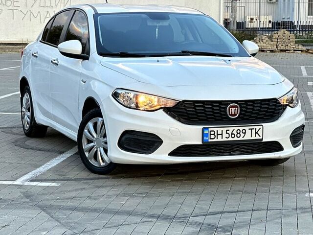 Фиат Типо, объемом двигателя 1.4 л и пробегом 220 тыс. км за 4999 $, фото 1 на Automoto.ua