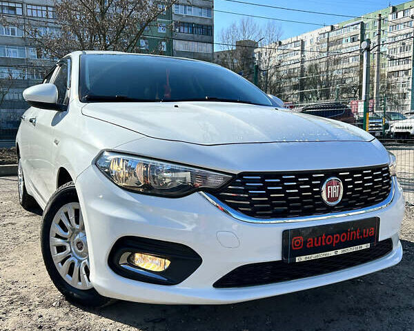 Фиат Типо, объемом двигателя 1.37 л и пробегом 87 тыс. км за 9500 $, фото 1 на Automoto.ua