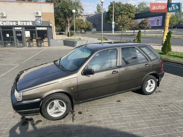 Серый Фиат Типо, объемом двигателя 1.6 л и пробегом 100 тыс. км за 729 $, фото 1 на Automoto.ua