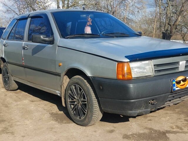Серый Фиат Типо, объемом двигателя 1.4 л и пробегом 20 тыс. км за 1300 $, фото 1 на Automoto.ua