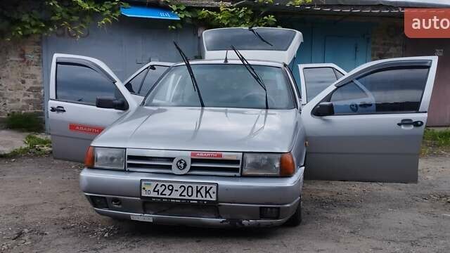 Серый Фиат Типо, объемом двигателя 1.6 л и пробегом 335 тыс. км за 1200 $, фото 1 на Automoto.ua