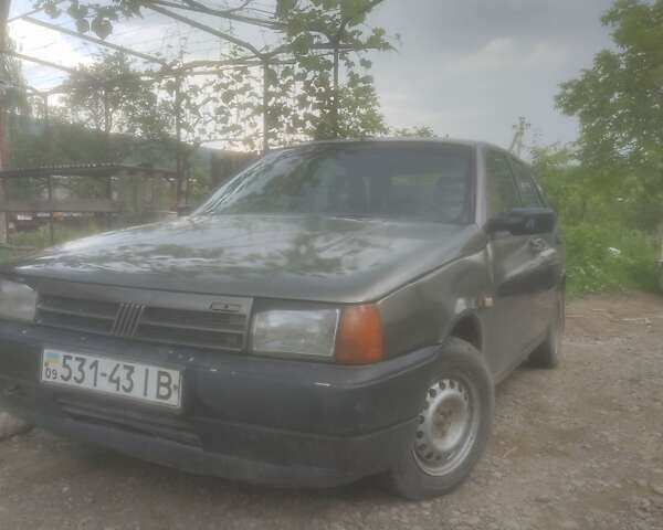 Серый Фиат Типо, объемом двигателя 1.4 л и пробегом 282 тыс. км за 700 $, фото 1 на Automoto.ua
