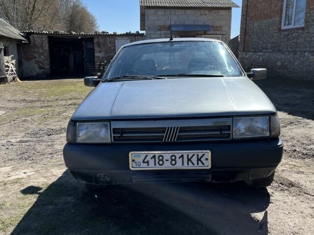 Серый Фиат Типо, объемом двигателя 1.4 л и пробегом 50 тыс. км за 700 $, фото 1 на Automoto.ua