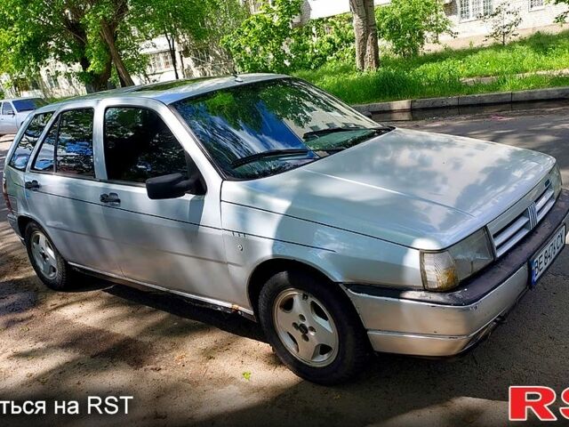 Сірий Фіат Тіпо, об'ємом двигуна 1.6 л та пробігом 160 тис. км за 950 $, фото 1 на Automoto.ua