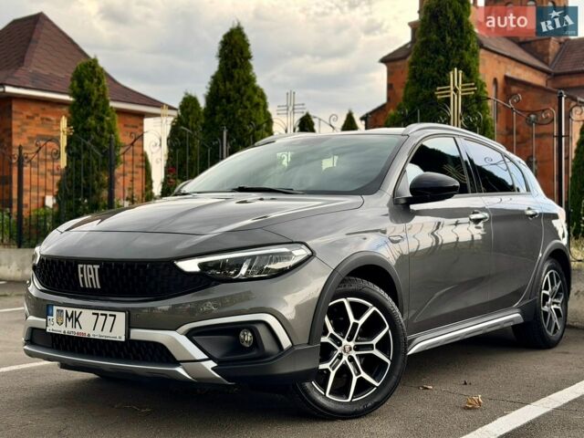Серый Фиат Типо, объемом двигателя 1 л и пробегом 28 тыс. км за 12500 $, фото 1 на Automoto.ua