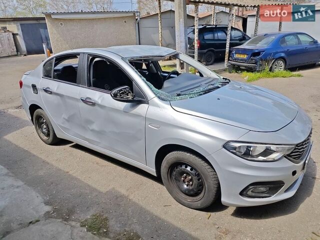 Сірий Фіат Тіпо, об'ємом двигуна 1.25 л та пробігом 75 тис. км за 2400 $, фото 1 на Automoto.ua