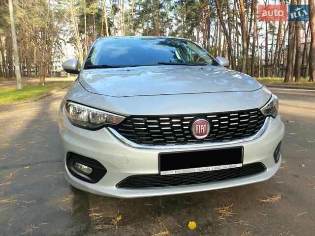 Серый Фиат Типо, объемом двигателя 1.37 л и пробегом 153 тыс. км за 9200 $, фото 1 на Automoto.ua