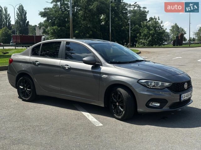 Сірий Фіат Тіпо, об'ємом двигуна 1.37 л та пробігом 167 тис. км за 8500 $, фото 1 на Automoto.ua