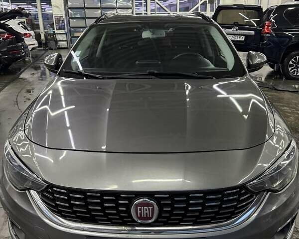 Сірий Фіат Тіпо, об'ємом двигуна 1.6 л та пробігом 243 тис. км за 10999 $, фото 1 на Automoto.ua