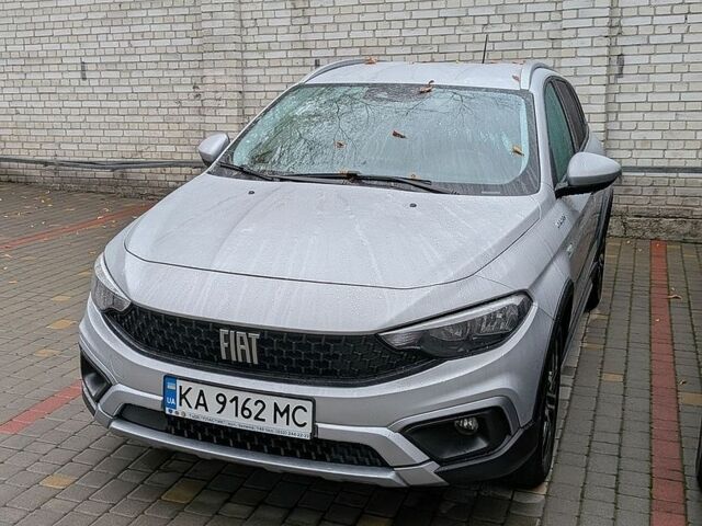 Серый Фиат Типо, объемом двигателя 1 л и пробегом 53 тыс. км за 13000 $, фото 1 на Automoto.ua