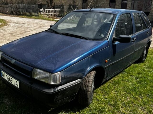 Синій Фіат Тіпо, об'ємом двигуна 1.37 л та пробігом 190 тис. км за 1400 $, фото 1 на Automoto.ua