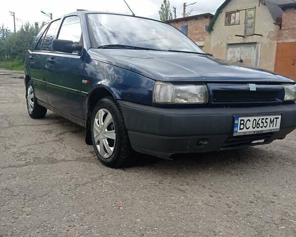 Синій Фіат Тіпо, об'ємом двигуна 1.4 л та пробігом 169 тис. км за 1600 $, фото 1 на Automoto.ua