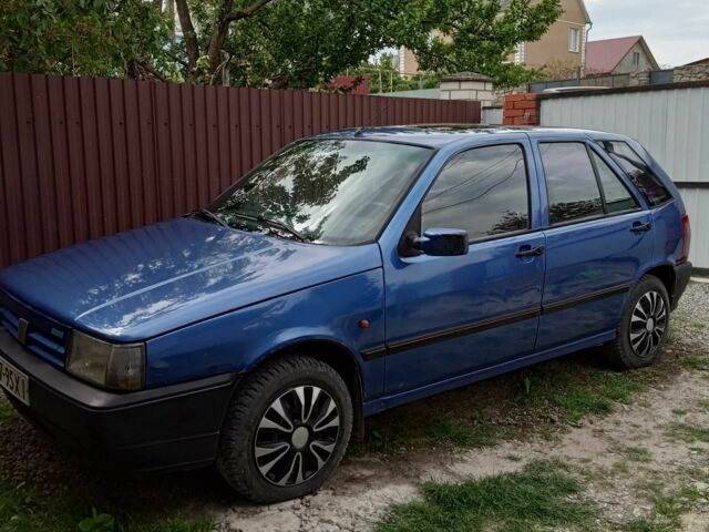 Фиат Типо 1994 в Каменце-Подольском на Automoto.ua Синий Фиат Типо, объемом двигателя 1.4 л и пробегом 250 тыс. км за 1050 $, фото 1 на Automoto.ua