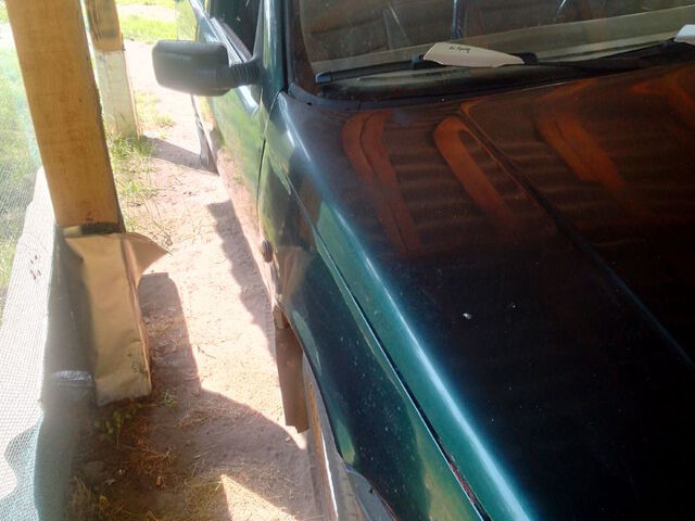 Зеленый Фиат Типо, объемом двигателя 1.4 л и пробегом 0 тыс. км за 1000 $, фото 1 на Automoto.ua