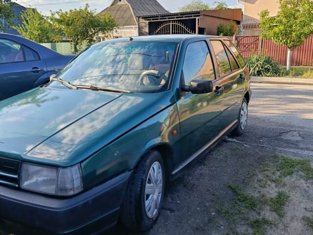 Зеленый Фиат Типо, объемом двигателя 1.6 л и пробегом 150 тыс. км за 1550 $, фото 1 на Automoto.ua