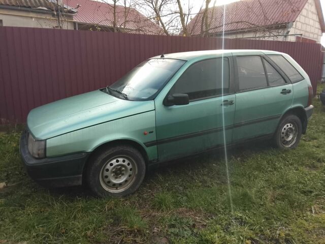 Зеленый Фиат Типо, объемом двигателя 1.4 л и пробегом 400 тыс. км за 1106 $, фото 1 на Automoto.ua