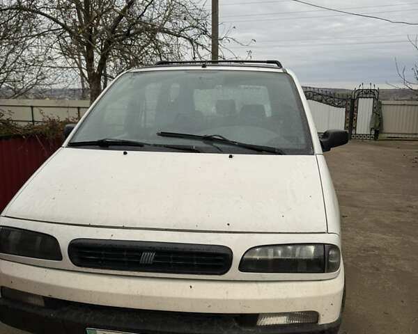 Белый Фиат Улиси, объемом двигателя 2.1 л и пробегом 250 тыс. км за 1900 $, фото 1 на Automoto.ua