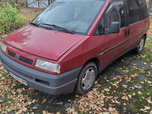 Красный Фиат Улиси, объемом двигателя 2 л и пробегом 360 тыс. км за 2000 $, фото 1 на Automoto.ua