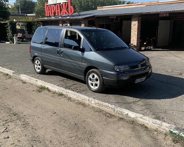 Серый Фиат Улиси, объемом двигателя 2 л и пробегом 380 тыс. км за 3800 $, фото 1 на Automoto.ua