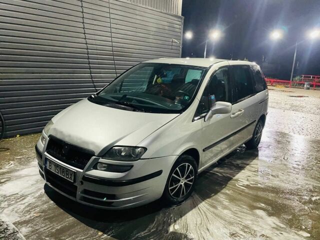 Сірий Фіат Улісе, об'ємом двигуна 0 л та пробігом 189 тис. км за 1899 $, фото 1 на Automoto.ua