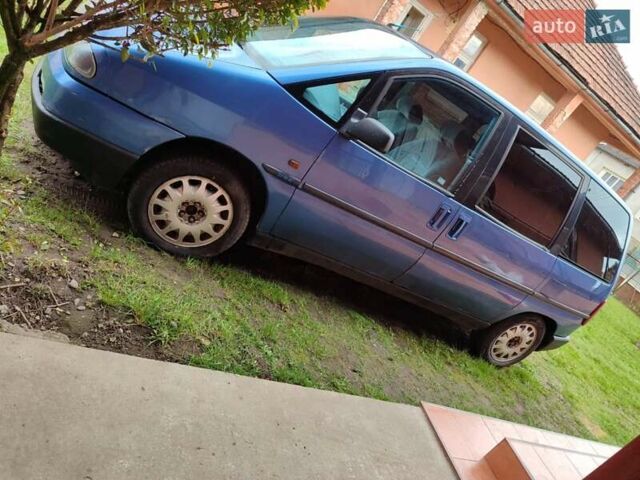 Синий Фиат Улиси, объемом двигателя 2.1 л и пробегом 370 тыс. км за 3868 $, фото 1 на Automoto.ua