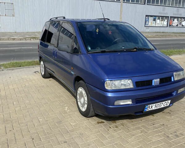 Синій Фіат Улісе, об'ємом двигуна 2 л та пробігом 272 тис. км за 2500 $, фото 1 на Automoto.ua
