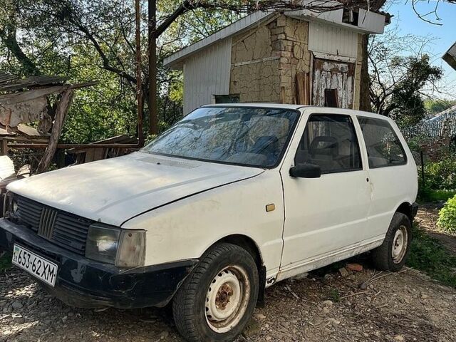 Білий Фіат Уно, об'ємом двигуна 1 л та пробігом 111 тис. км за 350 $, фото 1 на Automoto.ua