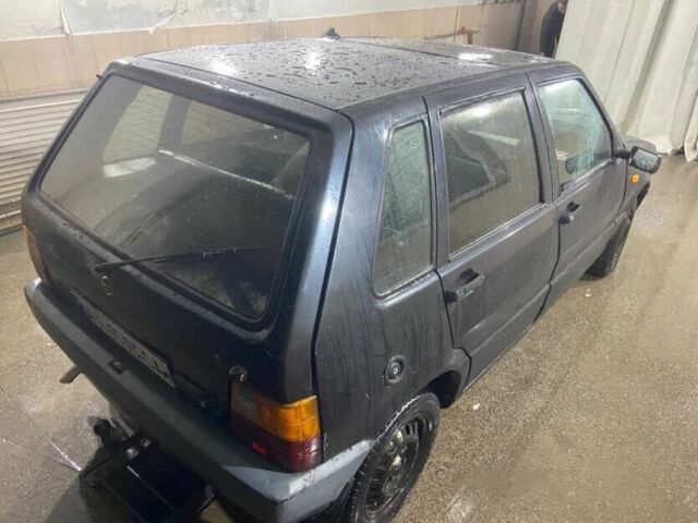 Чорний Фіат Уно, об'ємом двигуна 1.5 л та пробігом 233 тис. км за 600 $, фото 1 на Automoto.ua