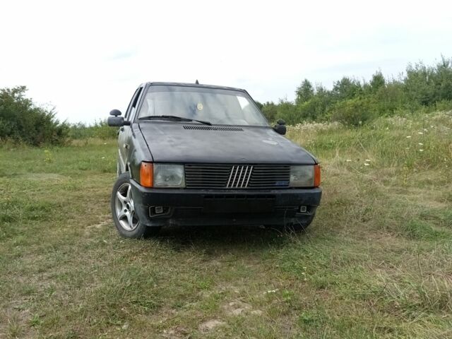 Чорний Фіат Уно, об'ємом двигуна 1.5 л та пробігом 218 тис. км за 400 $, фото 1 на Automoto.ua