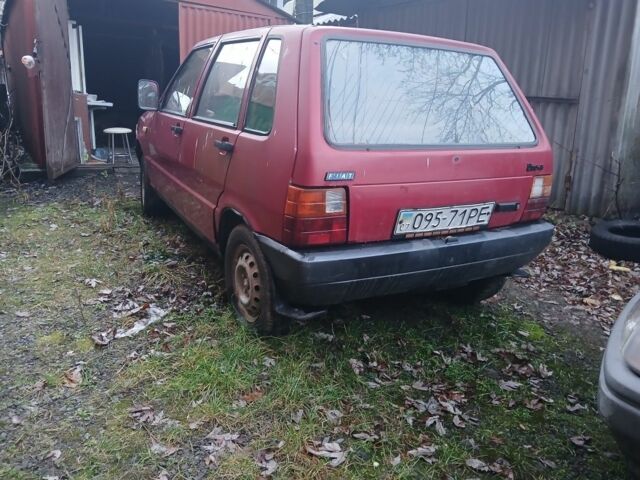 Красный Фиат Уно, объемом двигателя 1.1 л и пробегом 167 тыс. км за 175 $, фото 1 на Automoto.ua