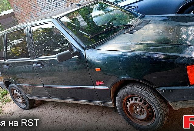 Фіат Уно, об'ємом двигуна 1.5 л та пробігом 0 тис. км за 800 $, фото 1 на Automoto.ua