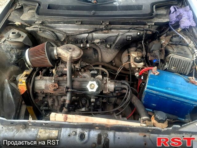 Сірий Фіат Уно, об'ємом двигуна 1.4 л та пробігом 0 тис. км за 500 $, фото 1 на Automoto.ua