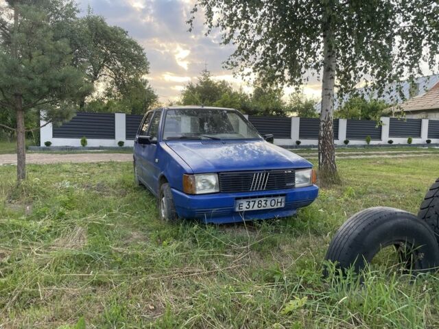 Синій Фіат Уно, об'ємом двигуна 1.3 л та пробігом 226 тис. км за 189 $, фото 1 на Automoto.ua