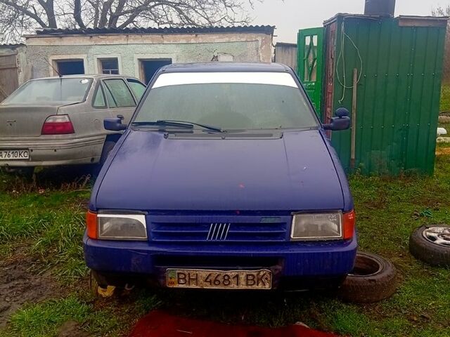 Синий Фиат Уно, объемом двигателя 1.3 л и пробегом 0 тыс. км за 750 $, фото 1 на Automoto.ua